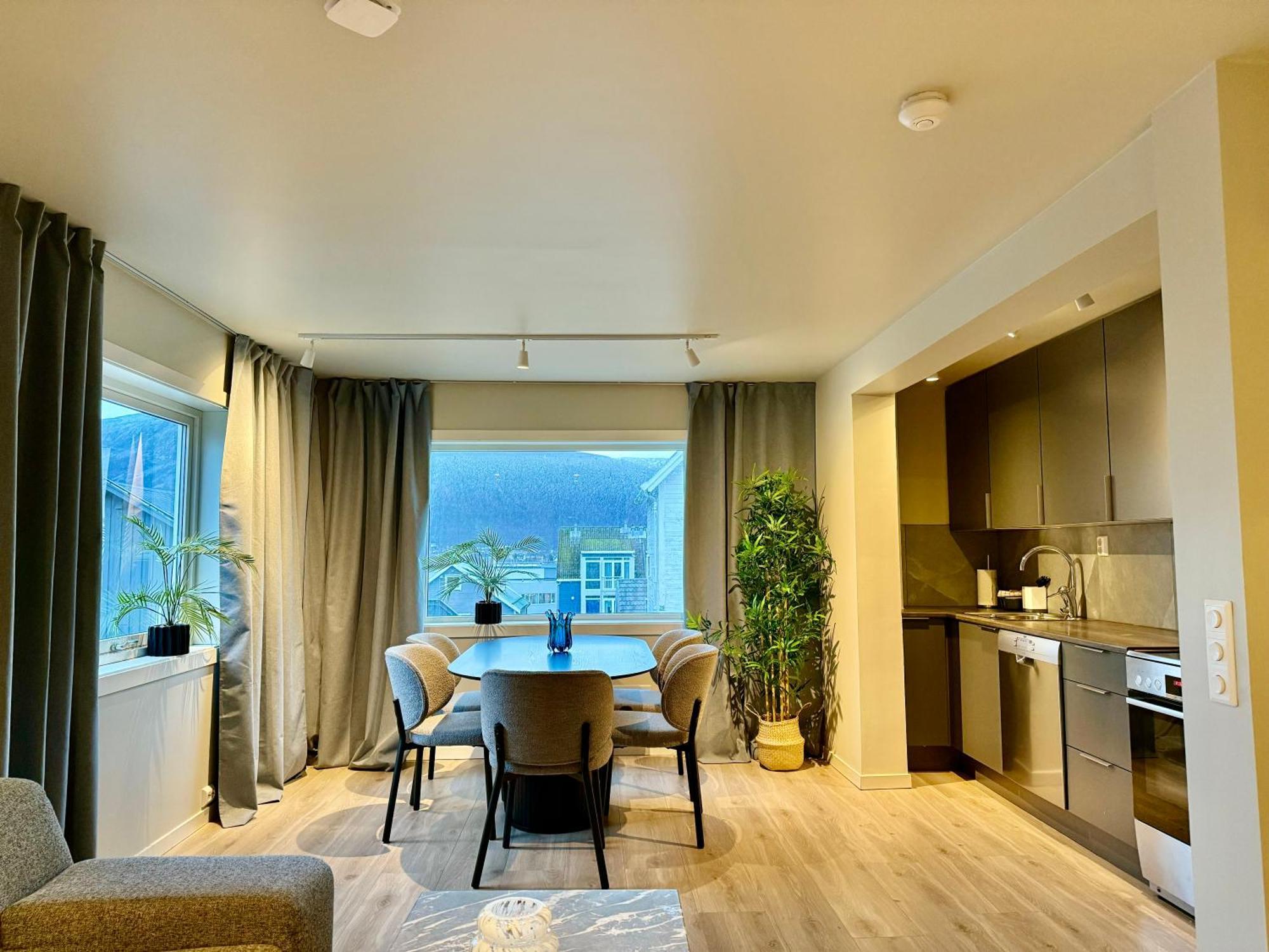 Lyngen - Tag Apartments Тромсё Экстерьер фото